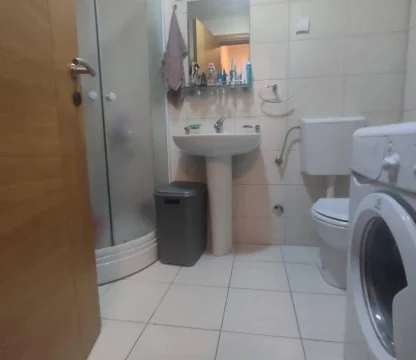 2+1 квартира 70 м2 с парковкой в Подгорице