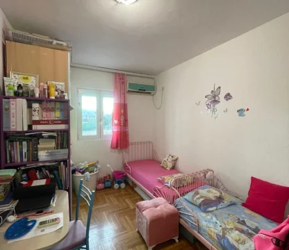 2+1 квартира 70 м2 с парковкой в Подгорице