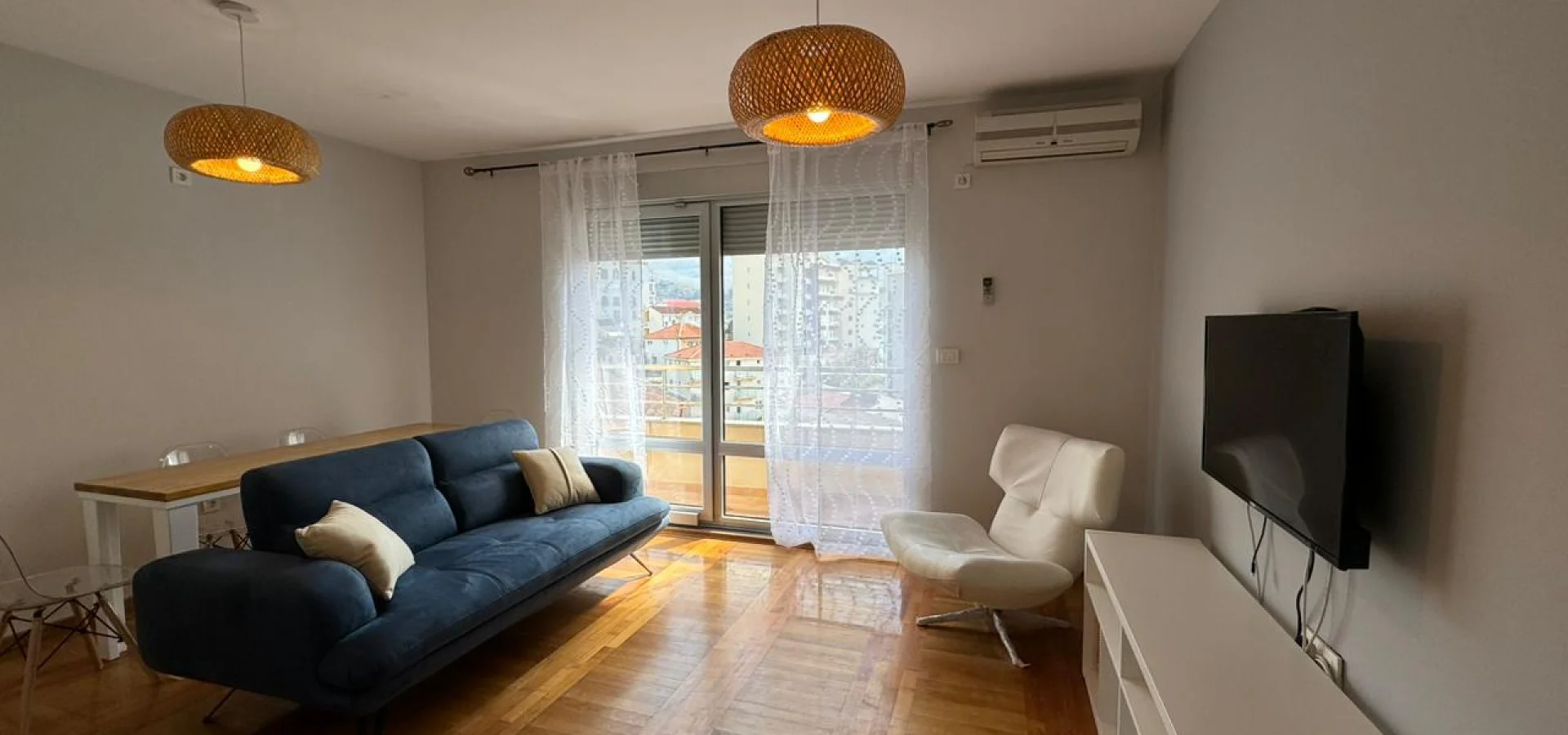 1+1 apartment for rent opposite Splendid hotel in Becici