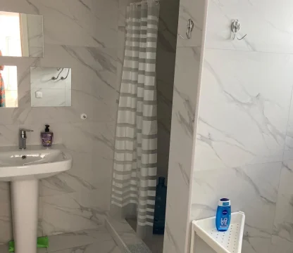 Kotor Dobrota'da Deniz Manzaralı 1+0 Satılık Stüdyo Daire