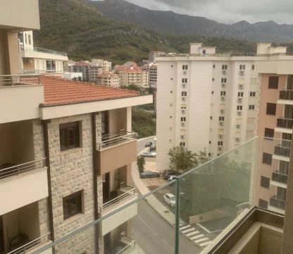 Однокомнатная квартира в здании Wow в Бечичи