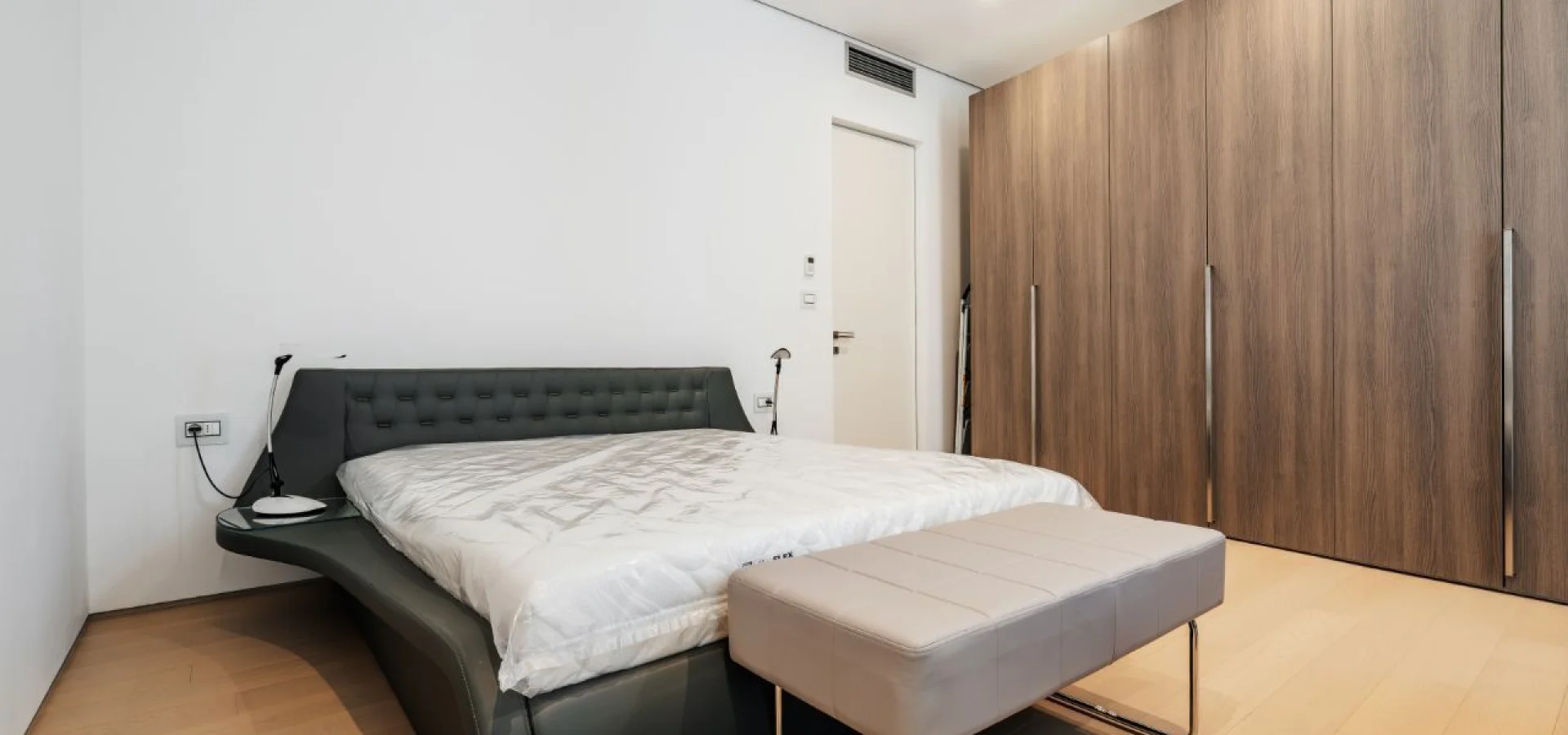 В Будве, в районе Dukley Gardens, продается вилла 2+1